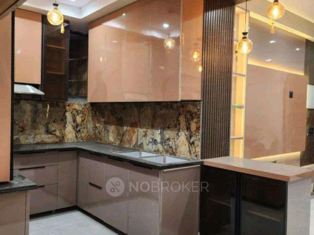 4 BHK Flat for Rent In Raj Nagar Extension