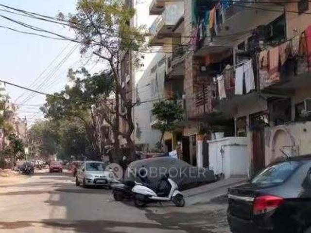 4 BHK Flat for Rent In Shyam Park Extension