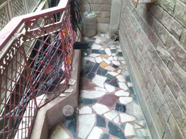 4+ BHK House For Sale In Baba Farid Puri Near Gurudwara Man