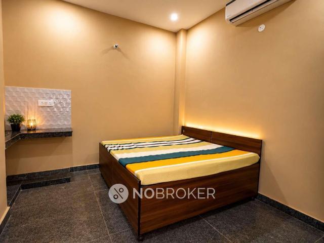 4+ BHK Flat For Sale In Badshahpur