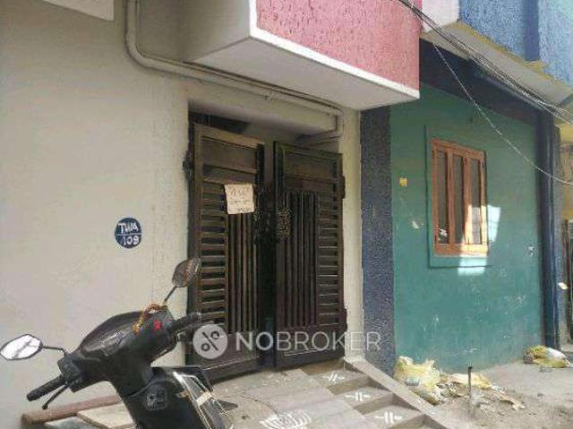 4+ BHK Flat For Sale In Borabanda