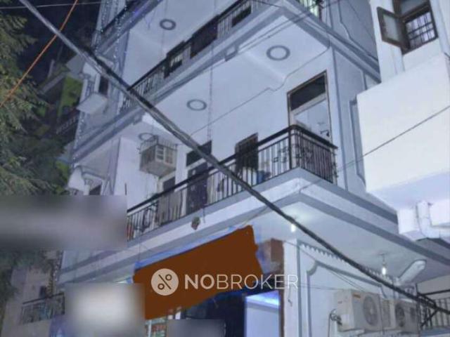 4+ BHK Flat For Sale In Chirag Dilli