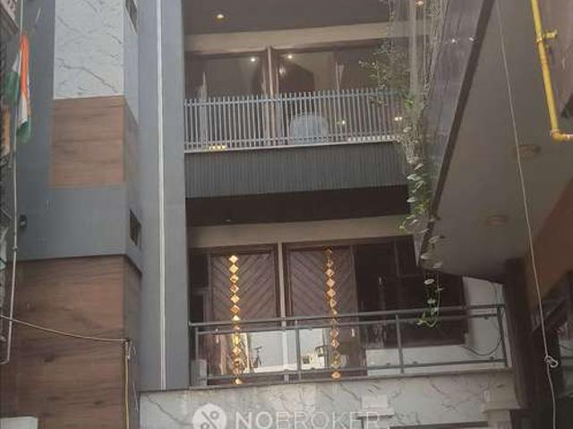 4 BHK Flat For Sale In Shahdara