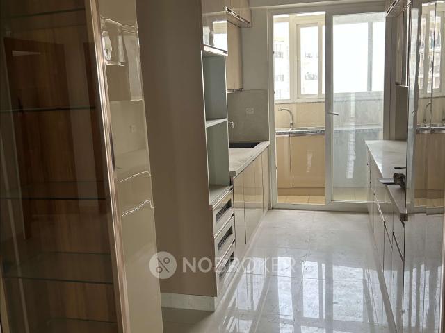 4 BHK Flat In Mahagun Meadow for Rent In Sector 150