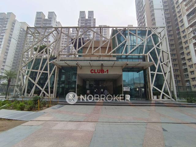 4 BHK Flat In Mahagun Mywoods for Rent In Sector 16c