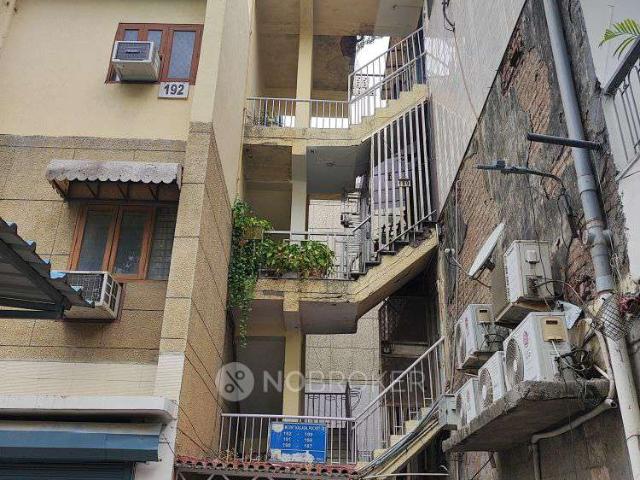 4+ BHK Flat In Mount Kailash Apartments, East Of Kailash For