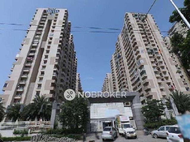 4 BHK Flat In Ace Platinum For Sale In Zeta 1