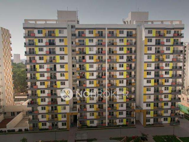 4 BHK Flat In Adarsh Palm Retreat For Sale In Varthur