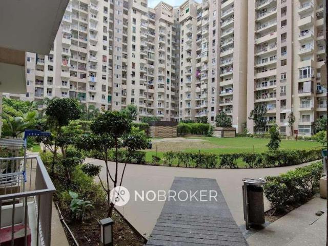 4 BHK Flat In Ajnara Daffodil For Sale In Sector137