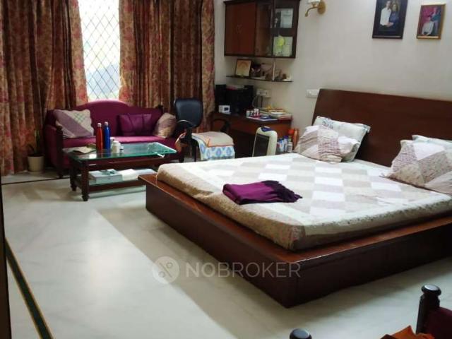 4+ BHK Flat In Apartment For Sale In Sector 25