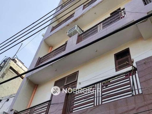 4+ BHK Flat In Builder Floor for Lease In Sector 6