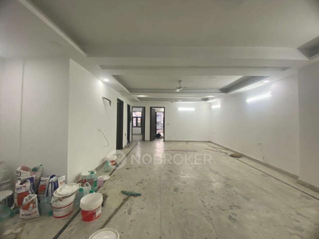 4+ BHK Flat In B 118 for Rent In Sector 42