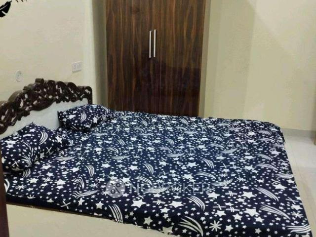 4+ BHK Flat In Dharam Colony For Sale In Sector 23