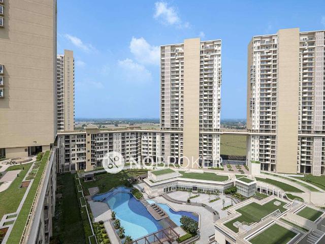 4+ BHK Flat In Experion Windchants For Sale In Sector 112