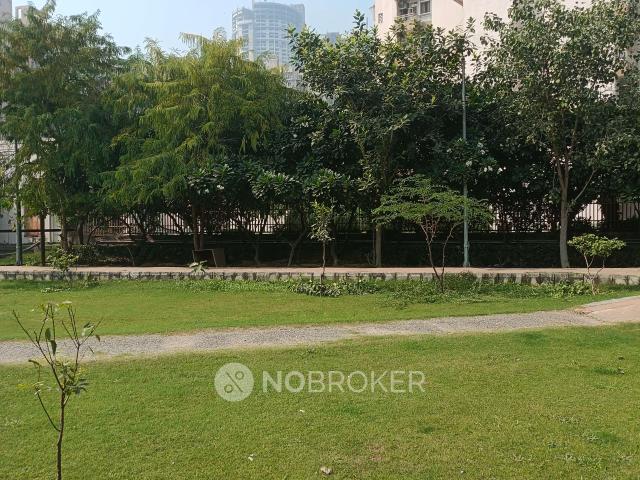 4 BHK Flat In Golf City, Sector 75 For Sale In Golf City Pl