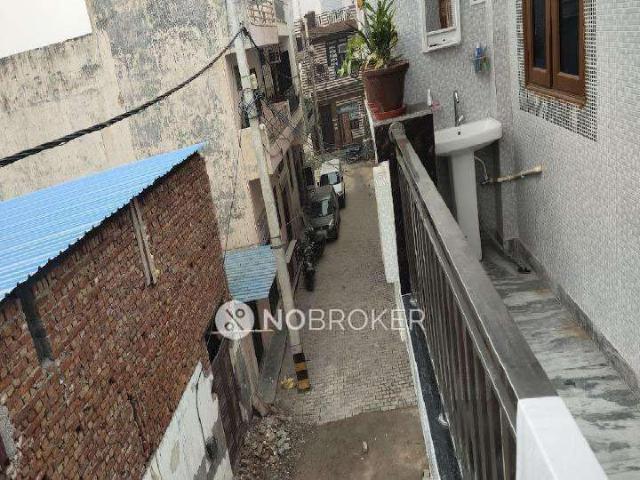 4+ BHK Flat In Gopal Kunj Apartment for Rent In Burari