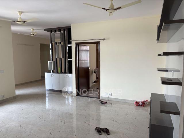 4 BHK Flat In Komman People Welfare Society, Sector 49 for R