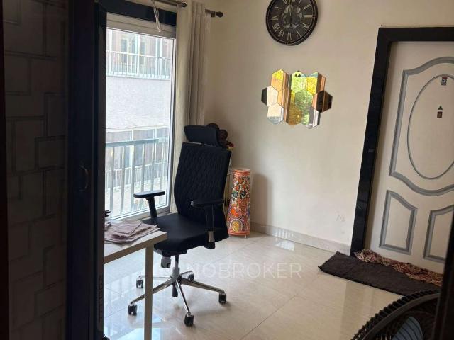 4+ BHK Flat In Lakshmi Narayana For Sale In Himayatnagar
