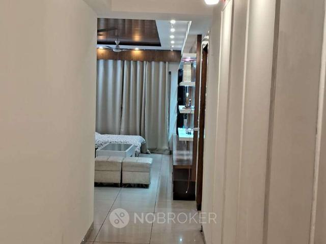 4 BHK Flat In Panchsheel Greens, Sector 16b for Rent In Sector 16b