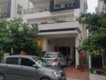 4 BHK Flat In Radha Regal Rows for Rent In Yapral