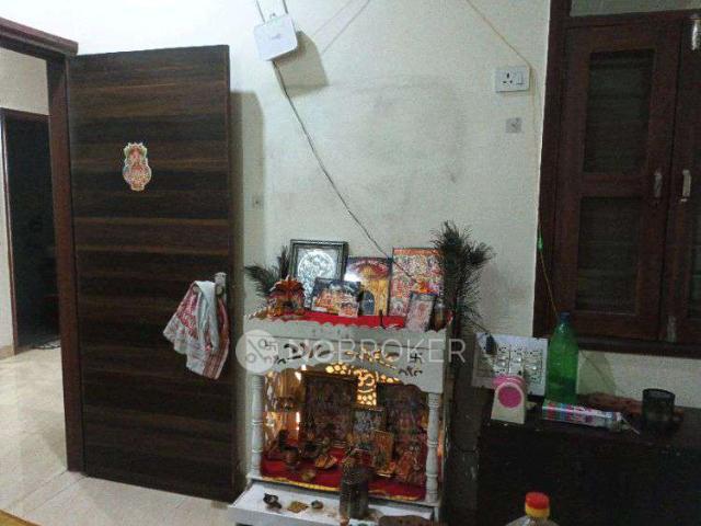 4 BHK Flat In, Radhika Apartment For Sale In Radhika Apartment