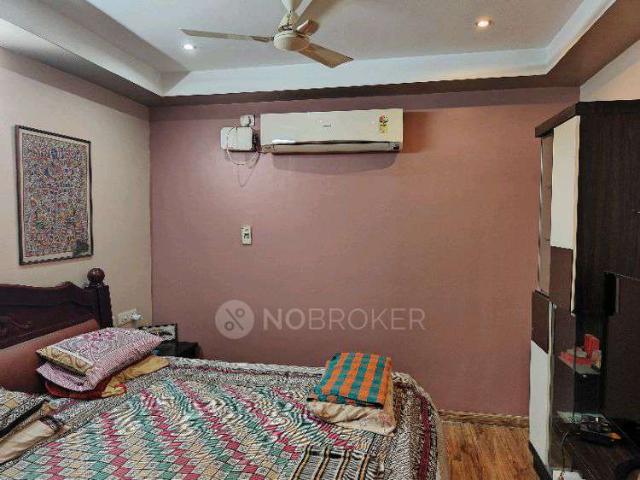 4 BHK Flat In Ramaniyam Samarpann For Sale In Thiruvanmiyur