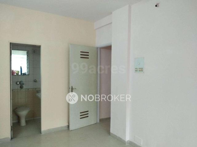 2 BHK Flat In Riddhi Siddhi Society For Sale In Ghatkopar E