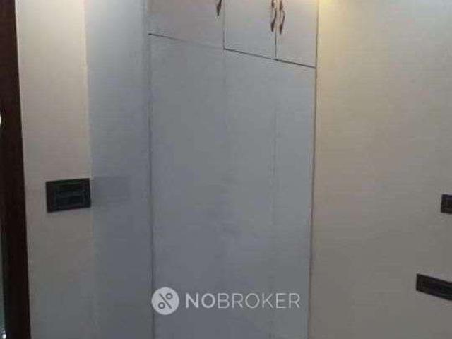 4+ BHK Flat In Standalaone Building For Sale In Ganesh Nagar