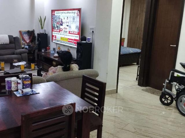 4 BHK Flat In Standalone Building for Rent In Sector 42