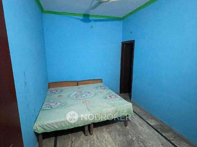 4+ BHK Flat In Standalone Building For Sale In Sector 13
