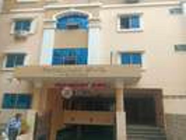 4 BHK Flat In Standalone For Sale In Tolichowki