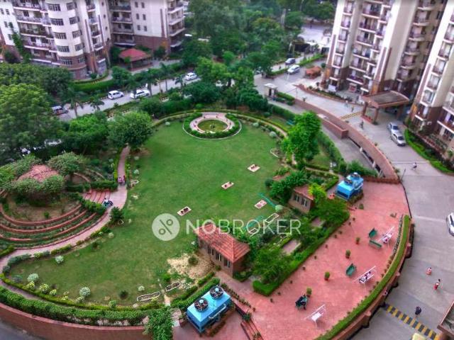 4 BHK Flat In Suncity Essel Towers, Sector 25 For Sale In S