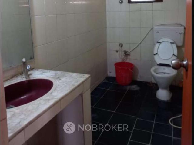 4 BHK Flat In Sal for Lease In Ramapuram