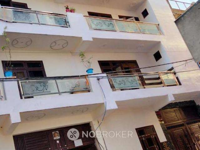 4+ BHK Flat In Sb For Sale In Surajpur