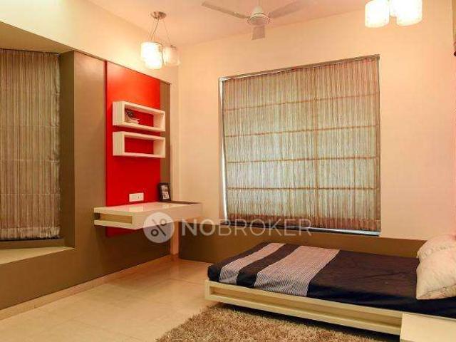 4 BHK Flat In Shree Ram Vithal Niwas For Sale In Shivaji Nagar