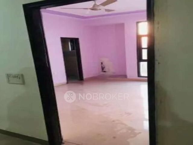4+ BHK Flat In Shri Ram Apartments, Sector 48 for Rent In Sector 48
