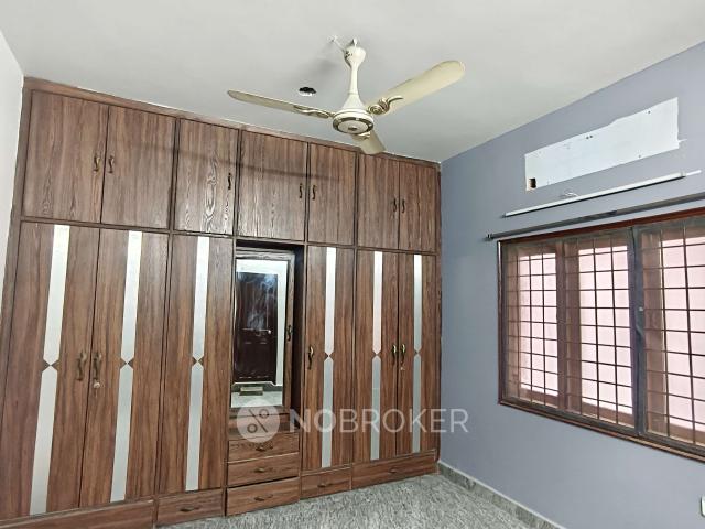 4 BHK Flat In Siri Enclave for Rent In Vivekanandapuram, sainikpuri