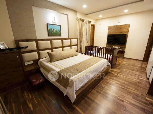 4+ BHK Flat In Vinayaka Enclave For Sale In Btm Layout 1