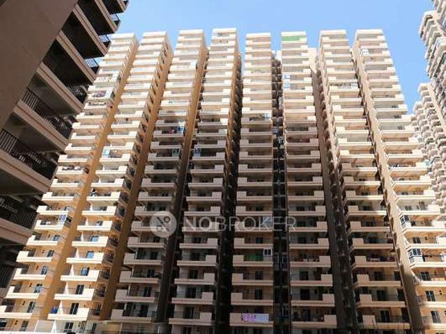4 BHK Flat In 6th Avenue For Sale In Gaur City 1