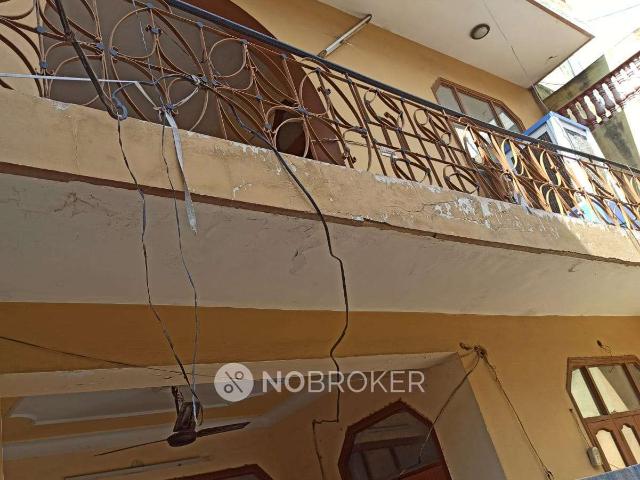 4 BHK House For Sale In 1, Madanpuri Rd
