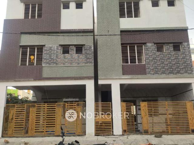 4+ BHK House For Sale In Tippenahalli