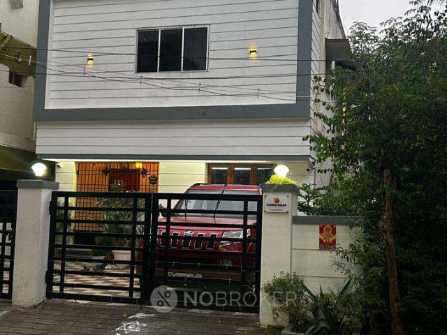 4+ BHK House For Sale In Kolathur