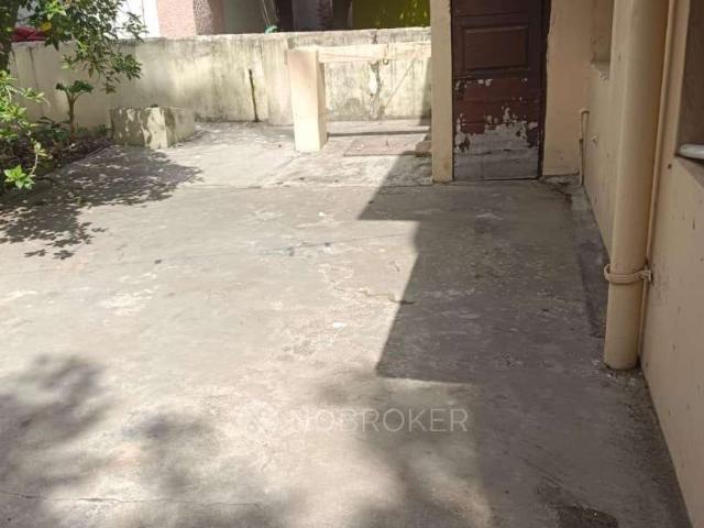 4+ BHK House For Sale In Virugambakkam