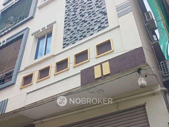 4+ BHK House For Sale In Amberpet
