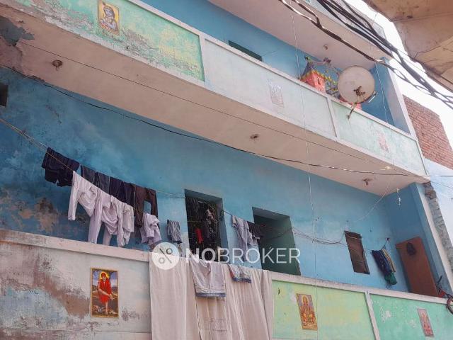 4+ BHK House For Sale In Bahrampur