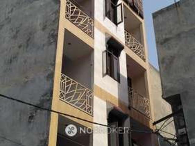4+ BHK House For Sale In Burari