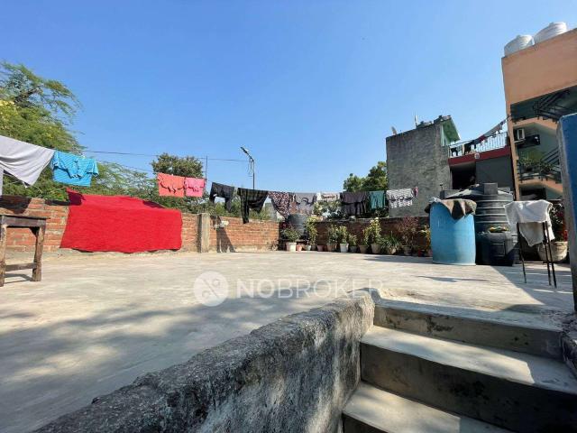 4+ BHK House For Sale In Chhattarpur