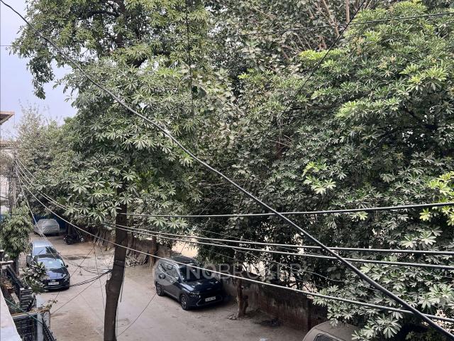 4+ BHK House For Sale In Dayal Bagh Colony