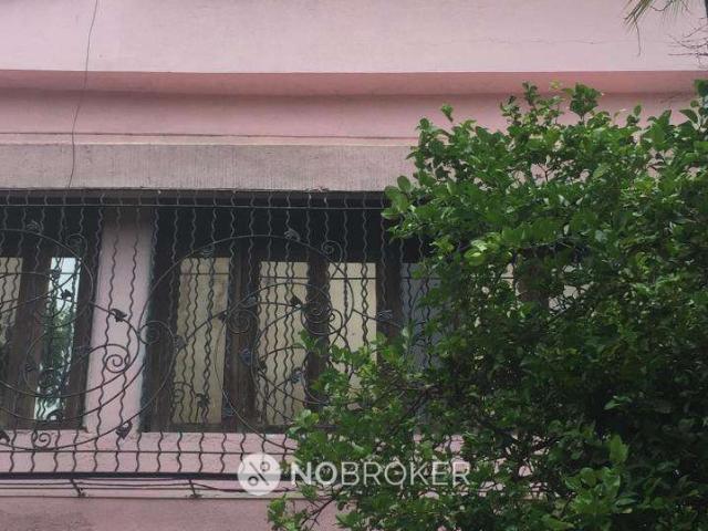4+ BHK House For Sale In Devad