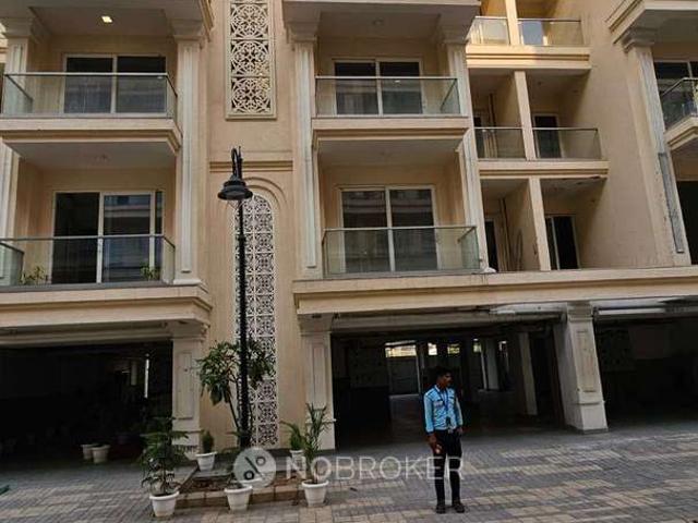 4+ BHK House For Sale In Garhi Harsaru